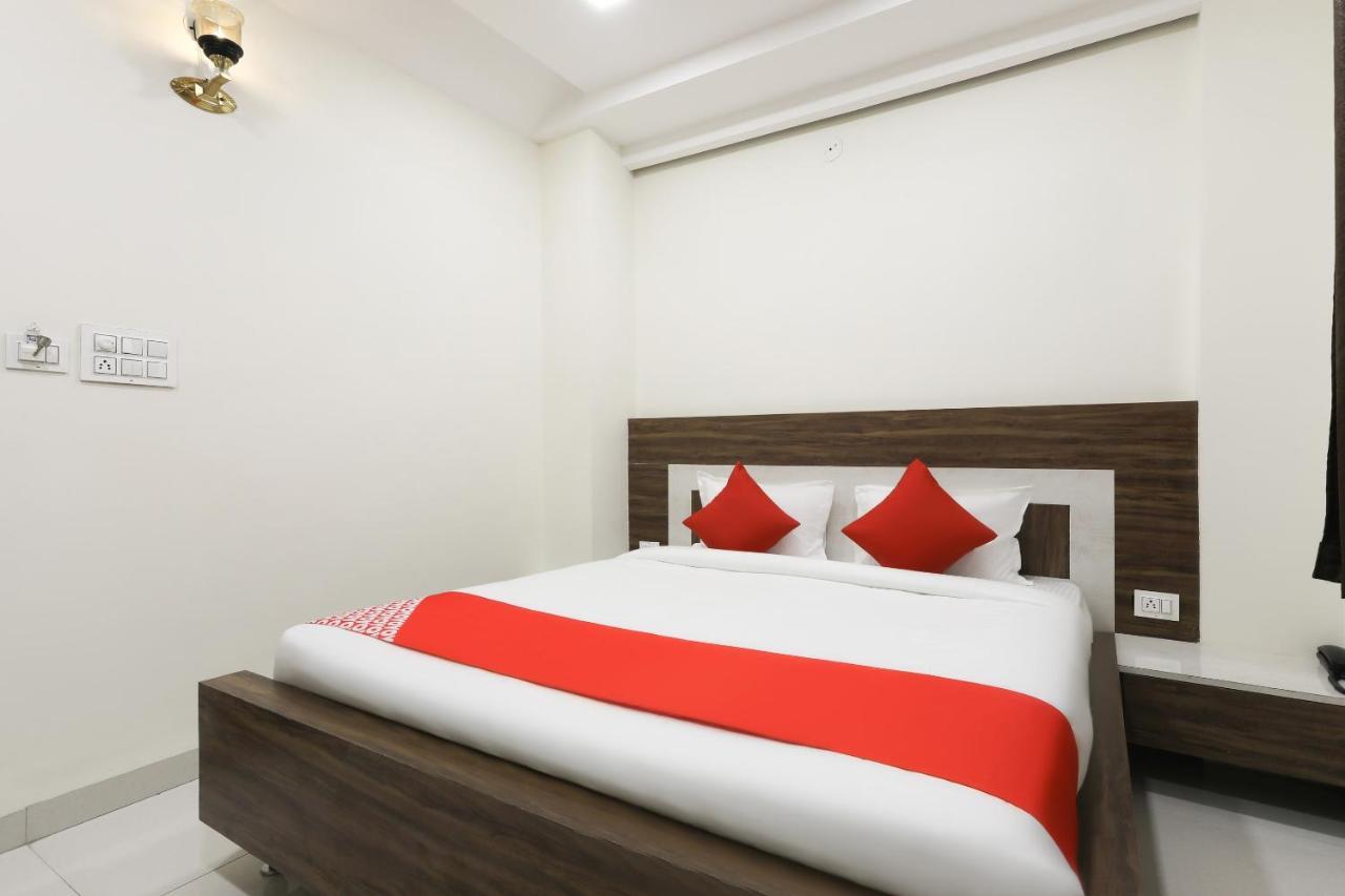 Hotel Oyo 60577 Sukhmani Residency Indore Zewnętrze zdjęcie